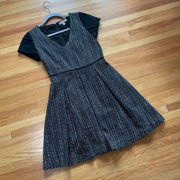 Banana Republic Dresses & Skirts - Navy and Black Tweed Banana Republic Dress